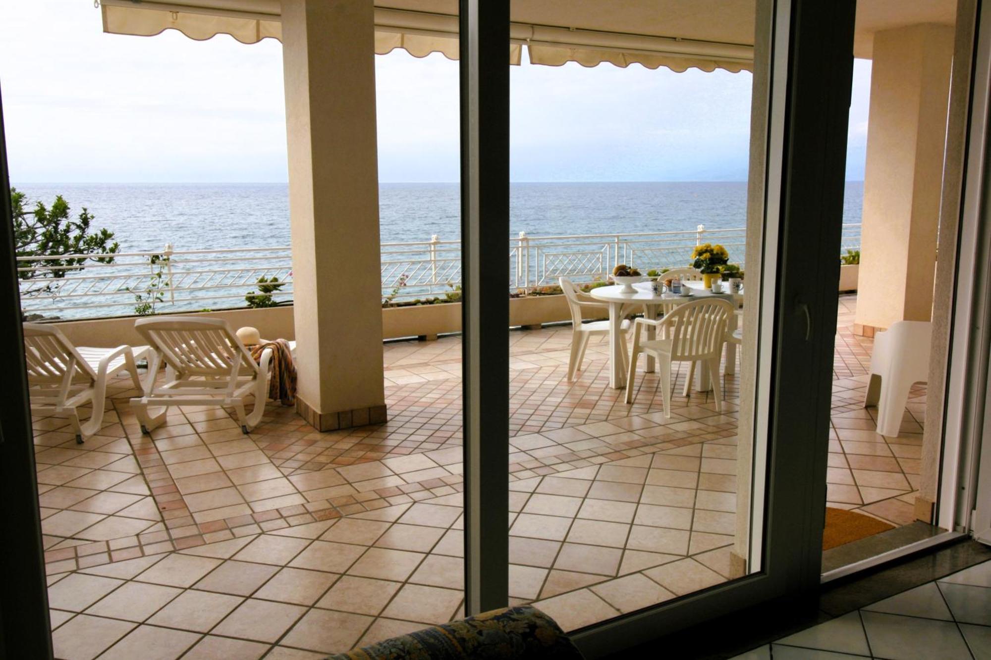 Villa Laura - Sul Mare 皮佐 外观 照片